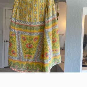 VALENTINO BOUTIQUE Floral Yellow Skirt SMALL